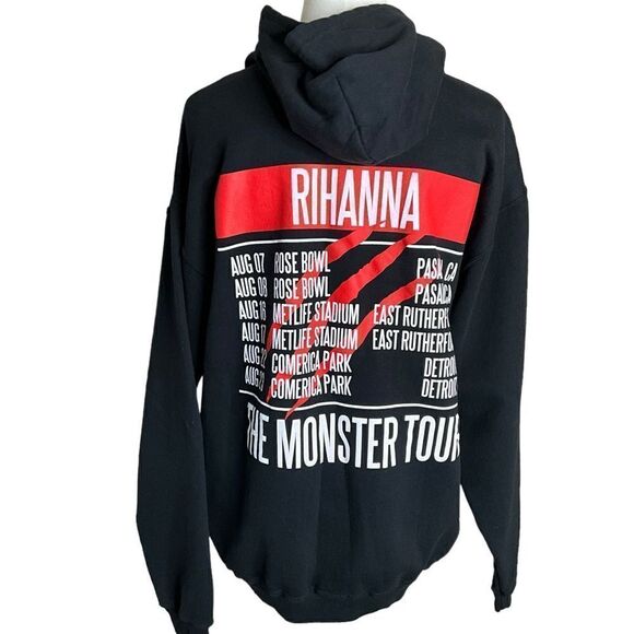 Trapstar Rihanna Monster Tour 2014 Sweatshirt Women's Size L Black Hoodie - Picture 5 of 8